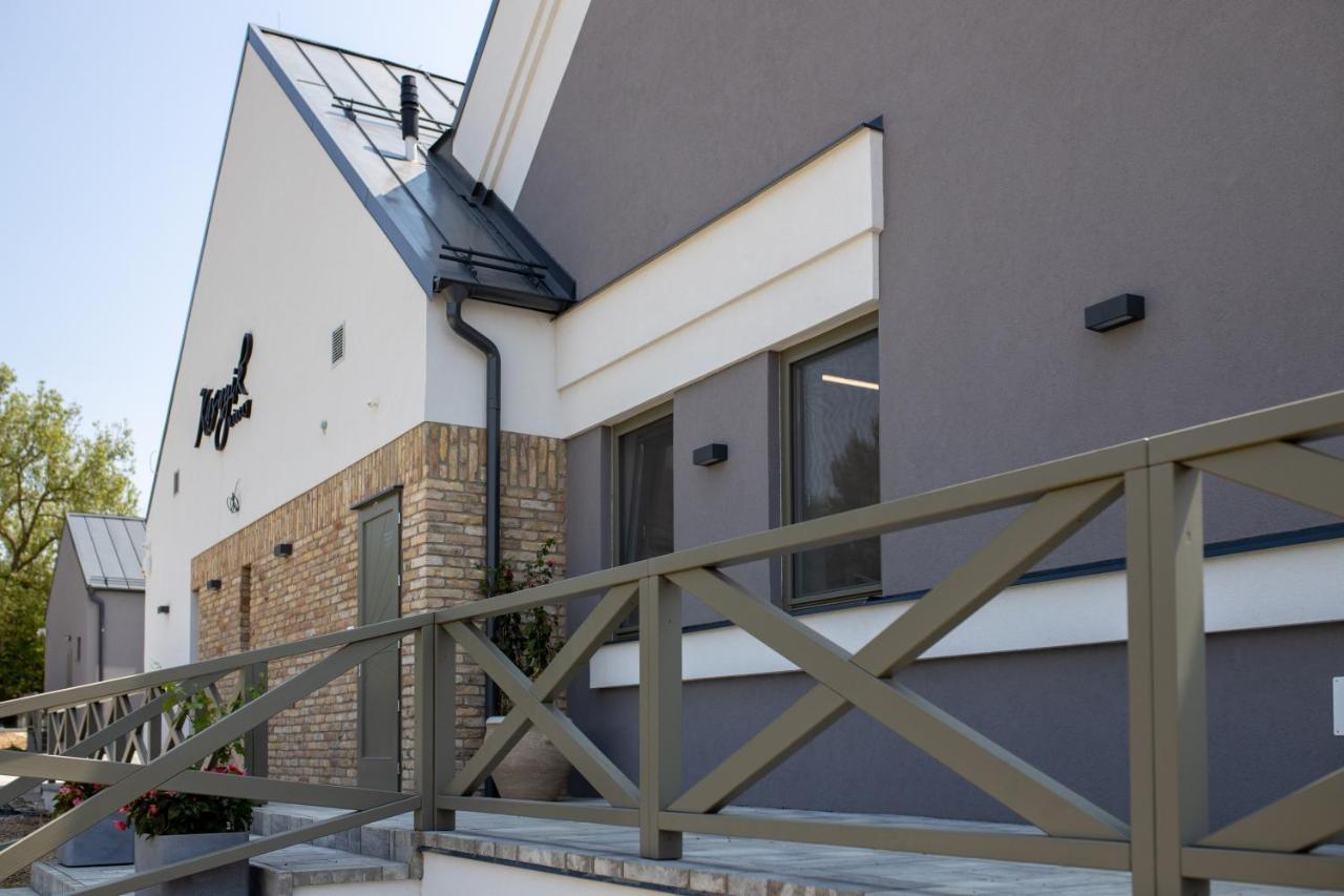 Kasnyik Winery Guest House Strekov ภายนอก รูปภาพ